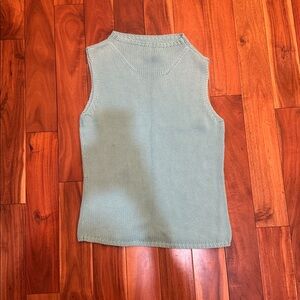 Sleeveless Knit Top in Light Green